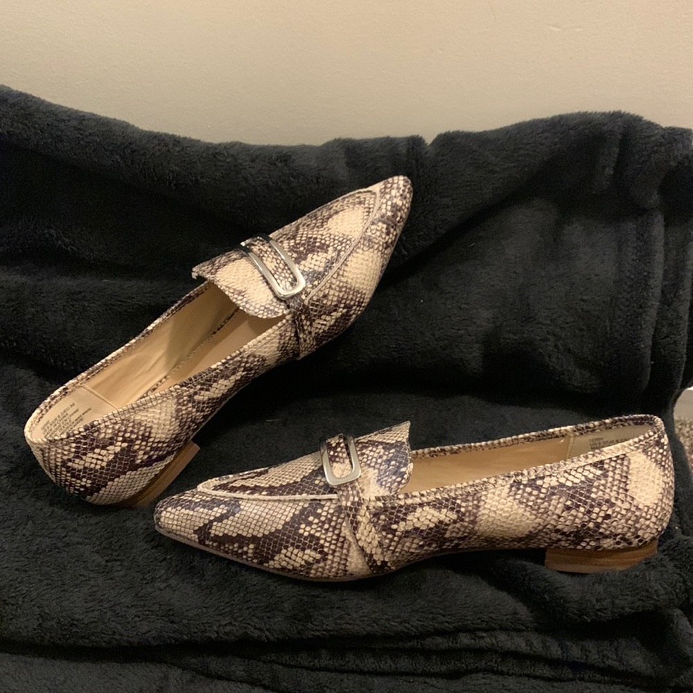 Snake skin loafers